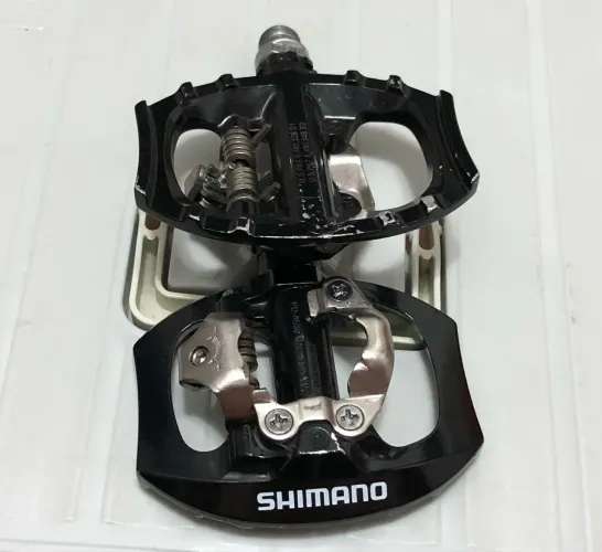 Pedal Shimano usado - misto Plano/SPD