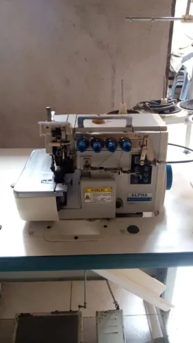 Máquina overloque industrial Directv drive 