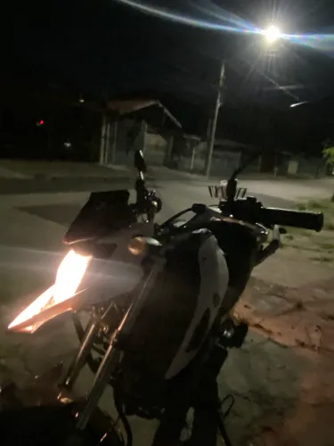 Vendo moto/ aceito troca por carro