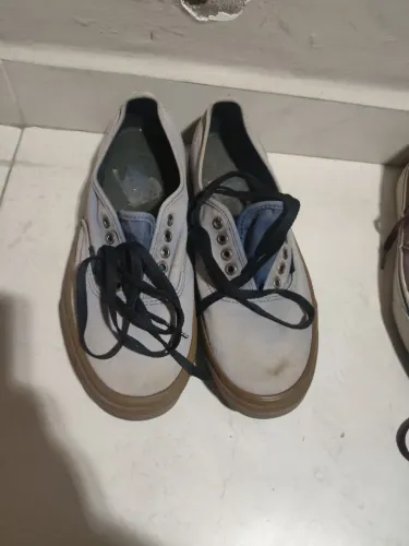2 tenis vans 41/42