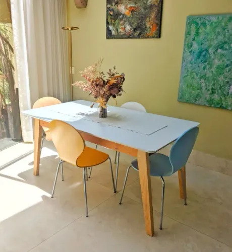 MESA (160x90 cm) + 4 CADEIRAS