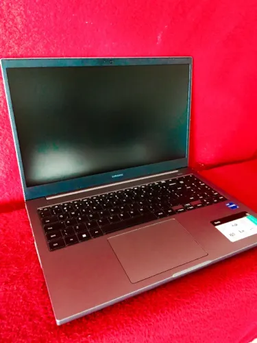 Notebook i5 11gth 8Gb Ram 256Gb SSD