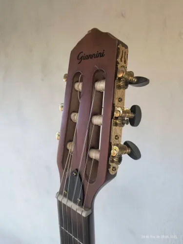 Violão Giannini Stage Nylon Semi Sólido Elétrico - Som Profissional