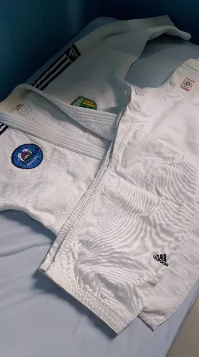 Kimono Adidas Champion II