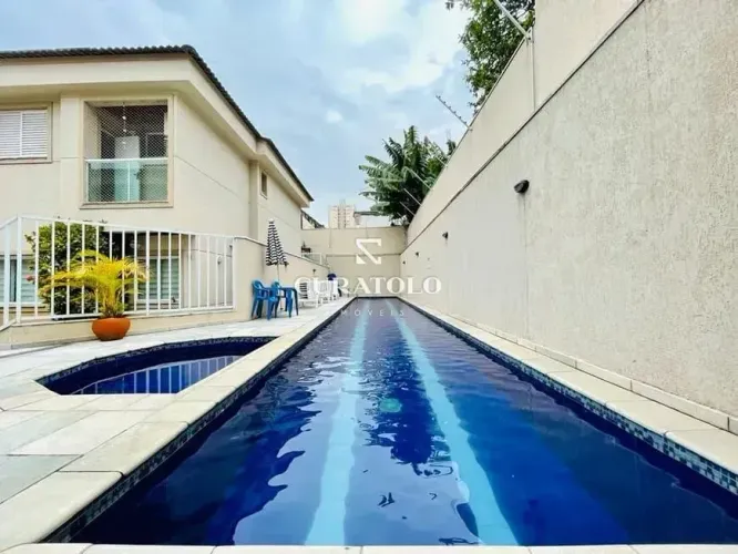 Moradia perfeita para sua família na Mooca. Sobrado, em condomínio fechado, de 135 m² com