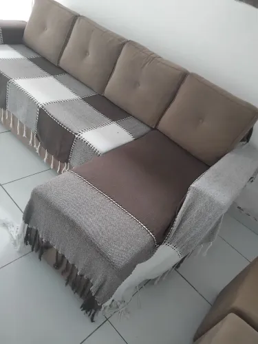 Vendo sofá em L 4 lugares 