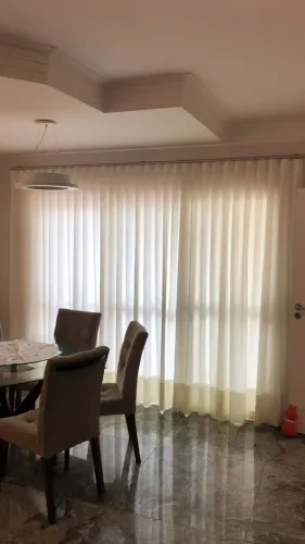 Instalação de cortinas e persianas 