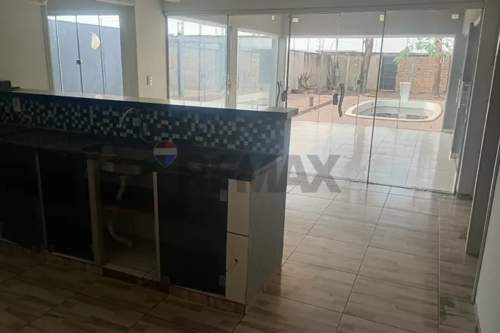 Encontre Sua Casa dos Sonhos em Morada Nova II!