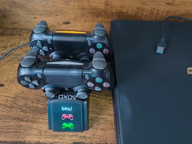 PS4 pro desbloqueado na 13.50