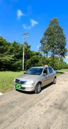 Renault Logan Authentique Hi-flex 1.0 16V 4P 2013