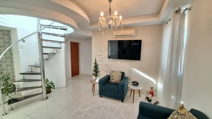 Cobertura duplex mobiliada à venda no Edifício Las Brisas - Centro de Foz do Iguaçu