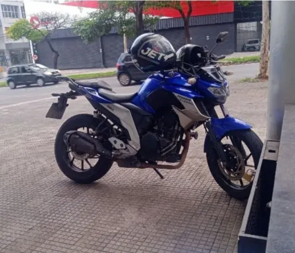 Fazer 250 cilindrada 16,500