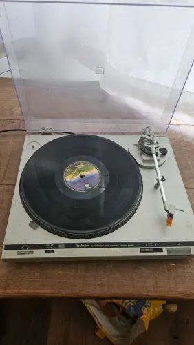 Toca Discos Technics SL-D20
