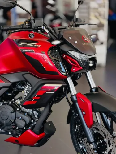 FAZER FZ 15 2027 EDIÇÃO LIMITADA DEADPOOL DISPONIVEL POUCAS UNIDADES