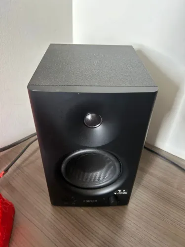 Monitor de audio Edifier MR4