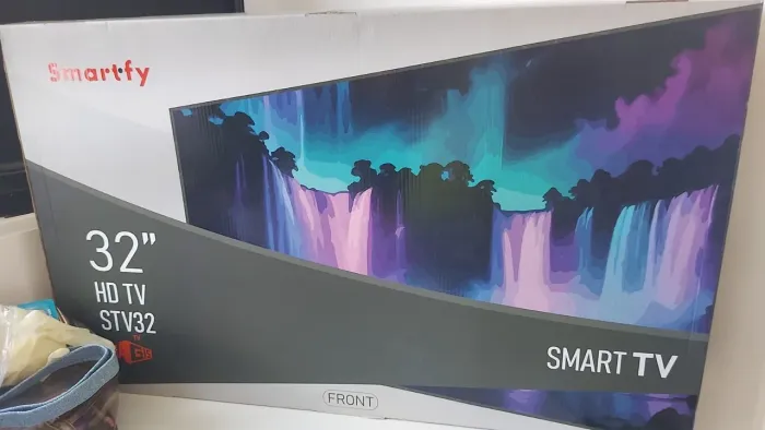 Vendo TV 32 polegadas 