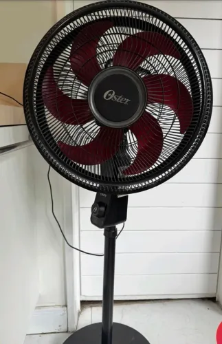 Ventilator de coluna Oster
