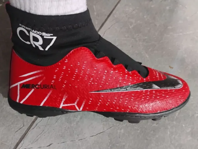 Chuteiras Nike Society 
