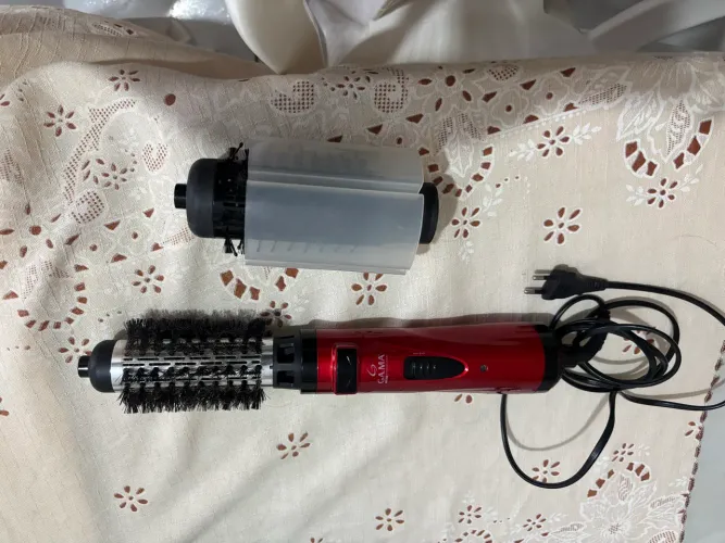 escova secadora semi nova