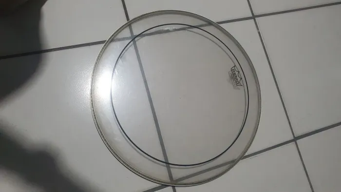 Pele Remo Pinstripe Clear 18 polegadas