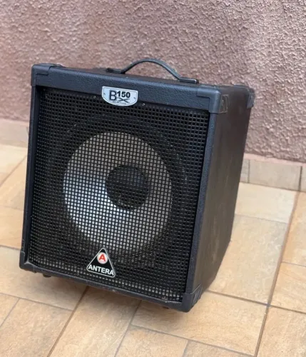Amplificador de Baixo Antera