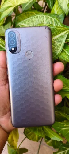 Moto E22