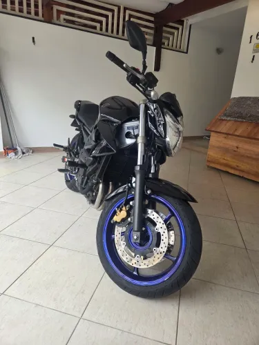 Vendo Xj6 Impecável 