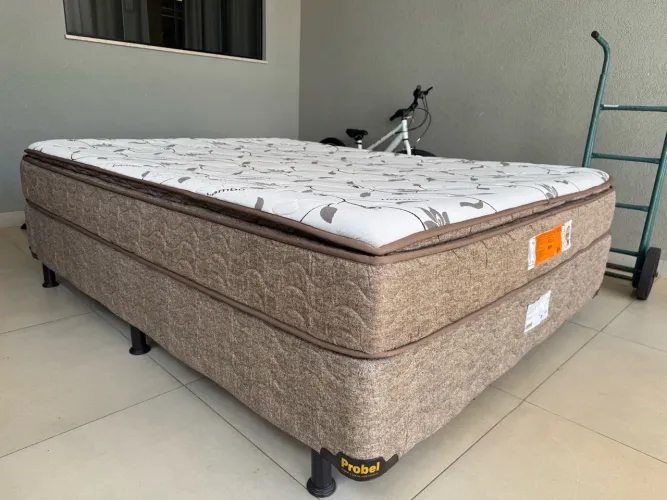 Cama box