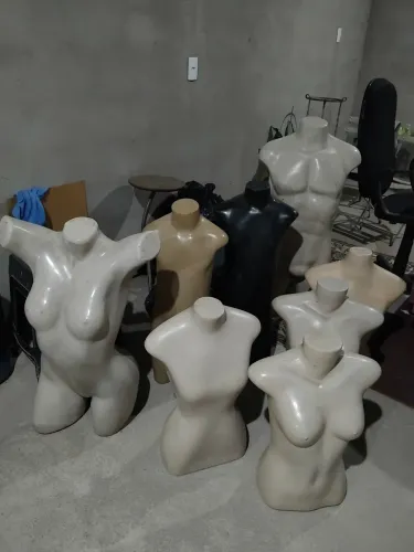 Manequins