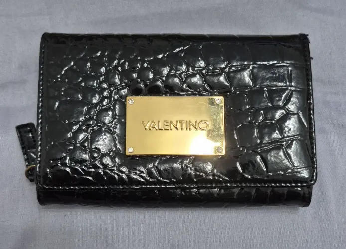 Carteira de Couro Envernizada Feminina Valentino Original (Nunca Utilizada)
