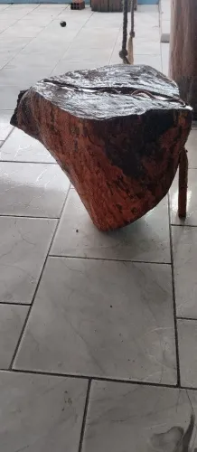 linda mesinha de centro de sala 100% rustica pra quem tem bom gosto