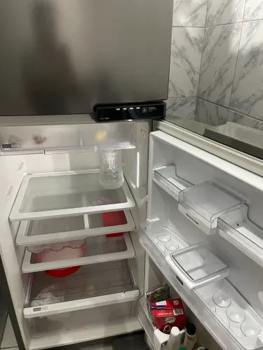 Geladeira nova única dona 
