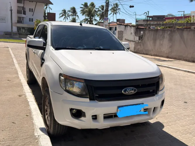 Ford Ranger XLS 2.5 16V 4X2 CD Flex 2015