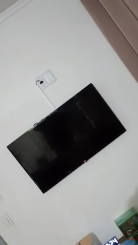 Vendo 1.200 smartv e Ar condicionado