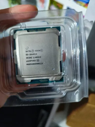 DOAÇÃO] Processador Intel Xeon E5-2640 V4 (Grátis)