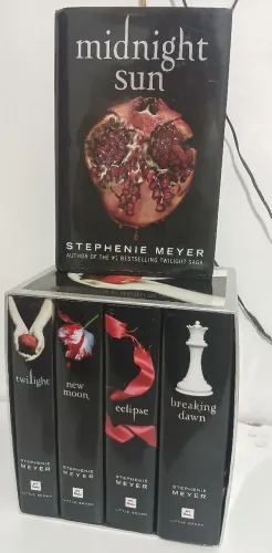 Crepúsculo- coleção completa em INGLÊS CAPA dura