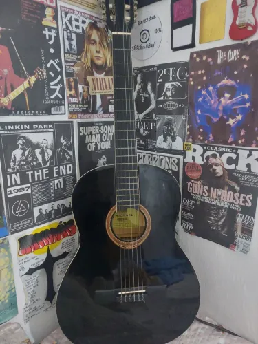Violão nylon michael