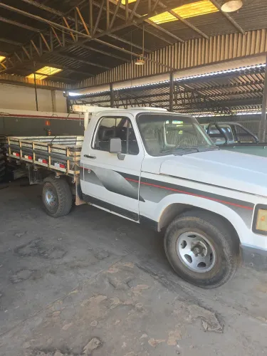 Chevrolet D-20 S / Luxe 3.9/4.0 Diesel 1993