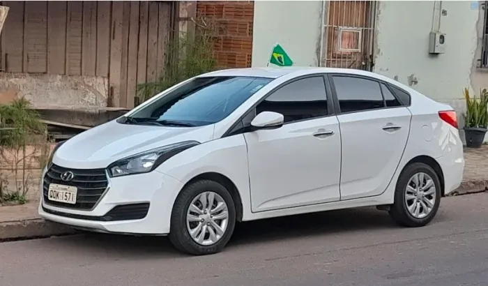 Hyundai HB20S C.plus/c.style 1.6 Flex 16V Mec.4p 2018