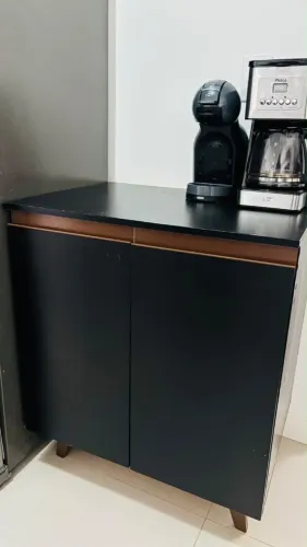 Cantinho do café / balcão preto Madesa Reims