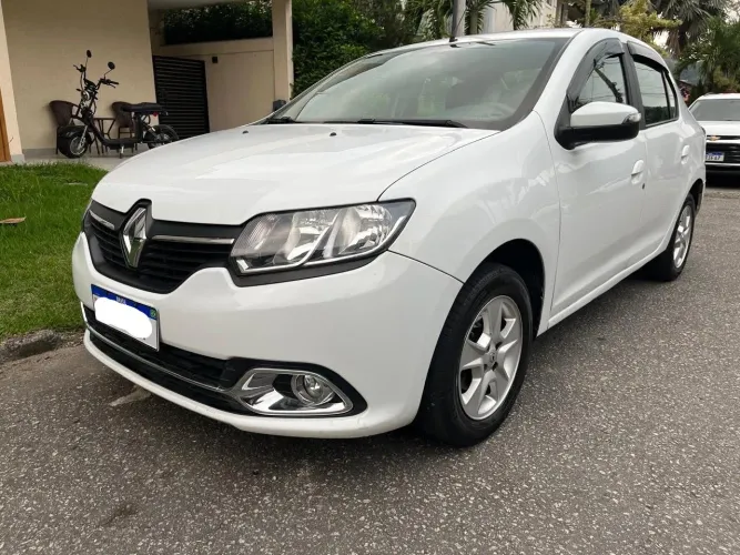 Renault Logan Dynamique Hi-flex 1.6 8V 4P 2017