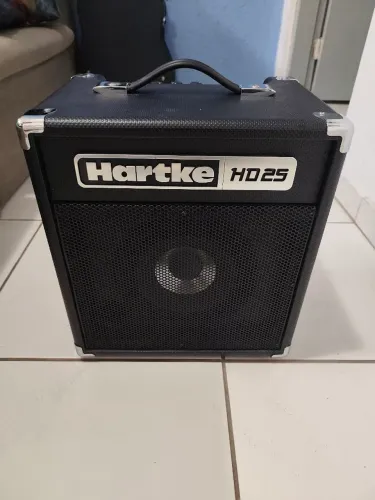 Caixa baixo Hartke HD25