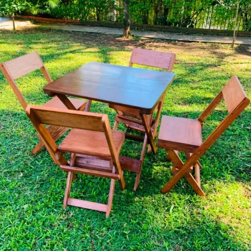 Mesa dobrável 75 x 70 com 4 cadeiras 