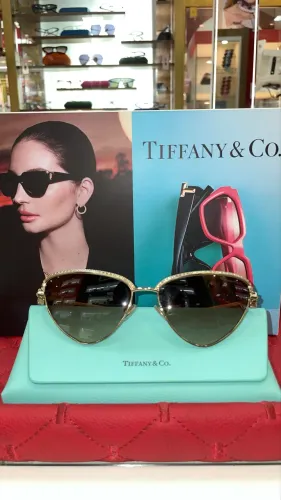 TYFFANY & Co. Óculos solar exclusivo