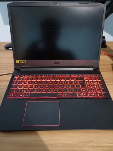 Acer Nitro 5 (i7 11ª Gen / RTX 3050 / 16GB RAM / Tela 144Hz) - Para Peças ou Reparo