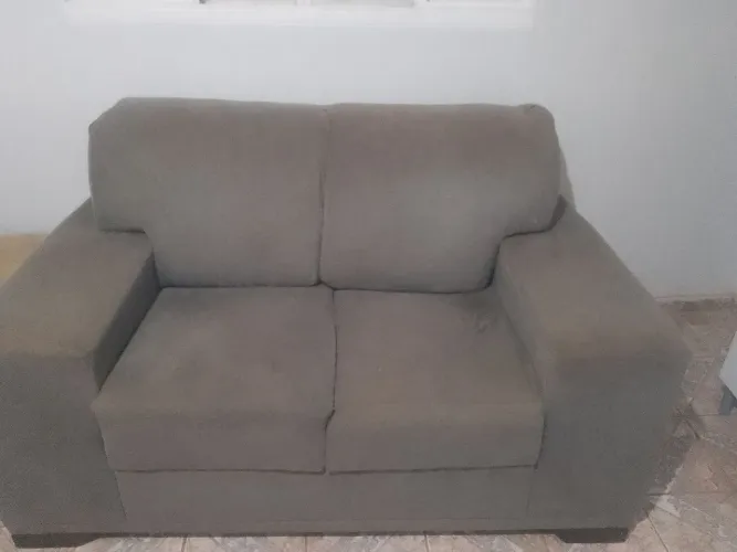 Vendo dois sofás