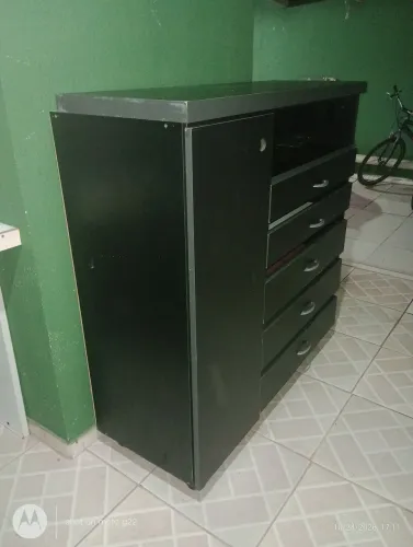 Cômoda 5 gavetas