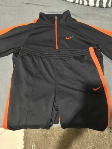 Conjunto Nike Vintage Original Preto/Laranja Completo (Jaqueta + Calça) Tam. G