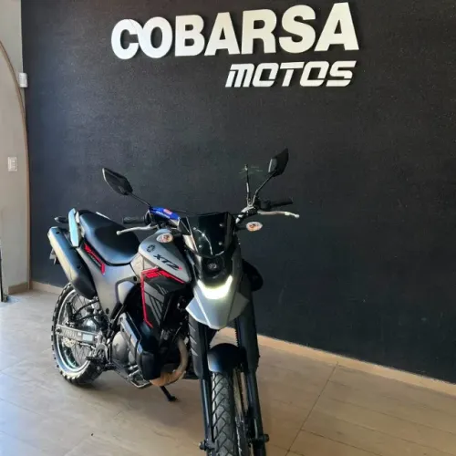 Yamaha XTZ 2026 250 Lander Connected