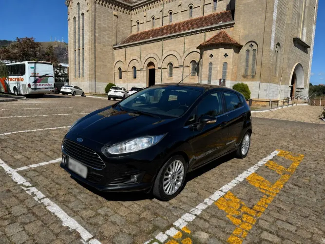 Ford Fiesta Tit./tit.plus 1.6 16V Flex Aut. 2015